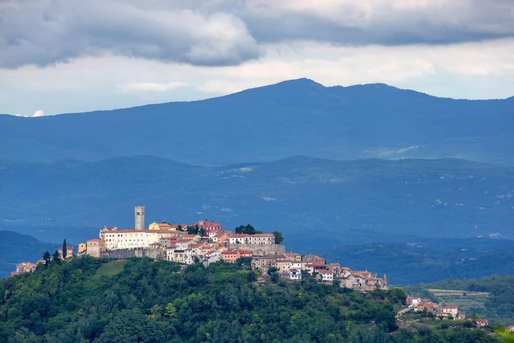 Rural Apartments Ritossa Vizinada Экстерьер фото