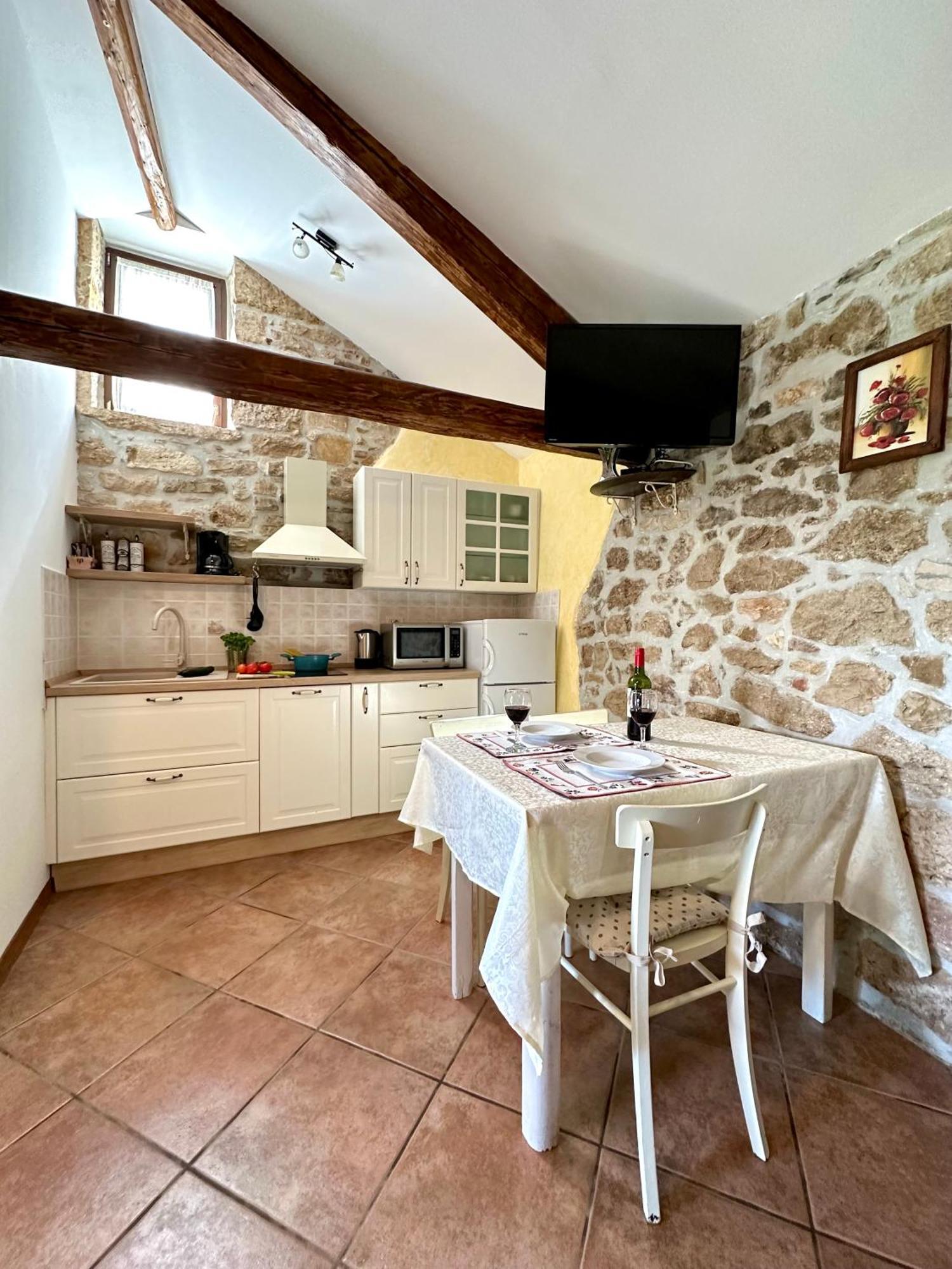 Rural Apartments Ritossa Vizinada Экстерьер фото