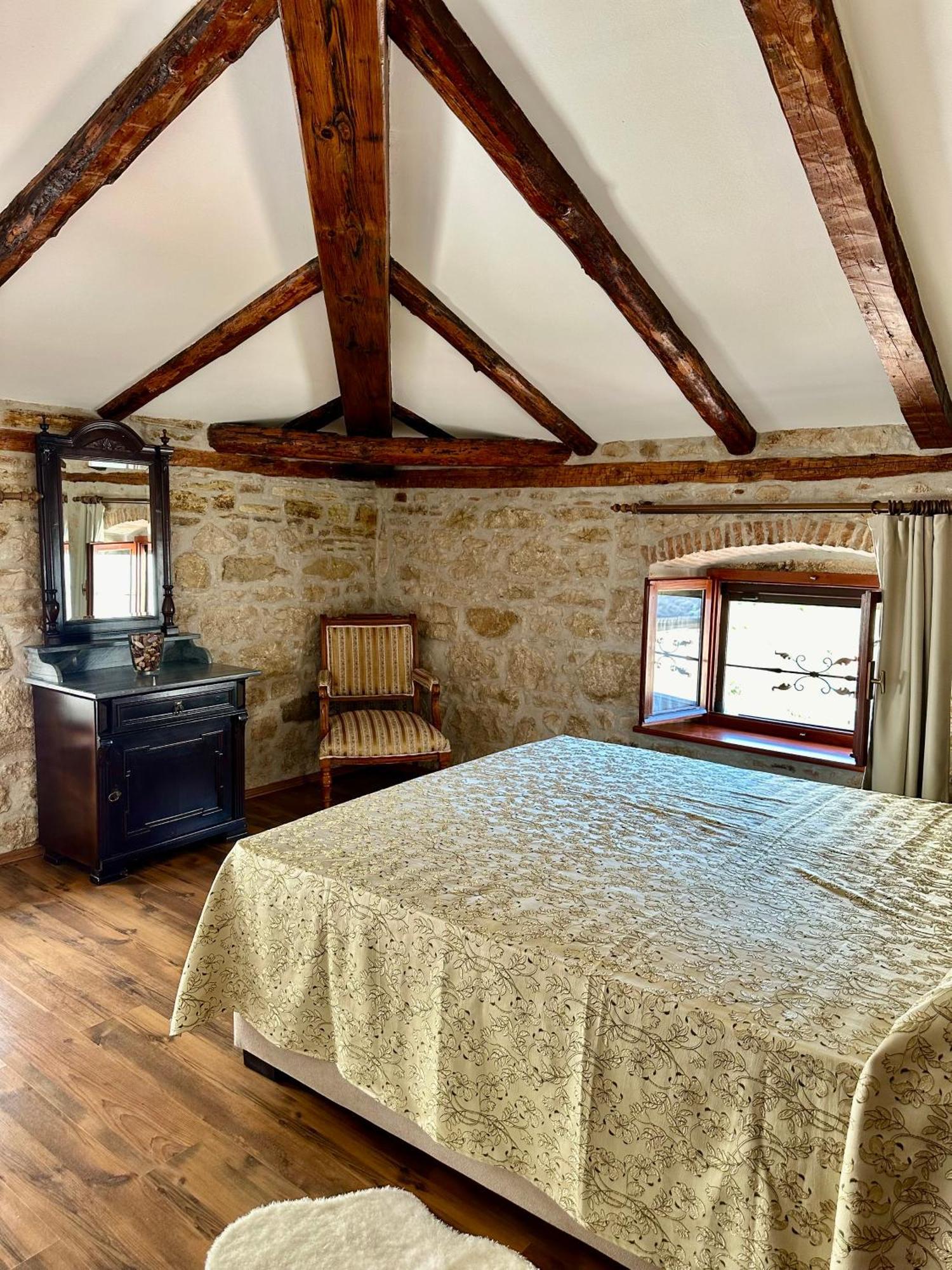 Rural Apartments Ritossa Vizinada Экстерьер фото